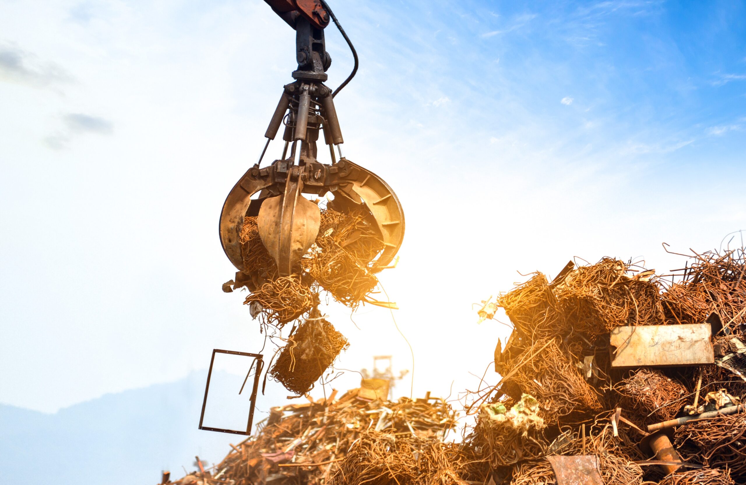 Crane grab scrap Crane grab scrap